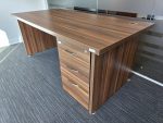 Used Executive Office Desk. ✨ Matching Drawers & Cupboard . 📦 FAST UK DELIVER - Image 3
