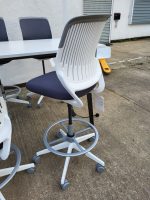 Steelcase Be-Free High Table 160cm + 4 Cobi Chairs – Collaborative Office Set - Image 6