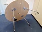 Orangebox Used Round Meeting Table Circular Office Desk + 6 Blue Chairs Set - Image 4