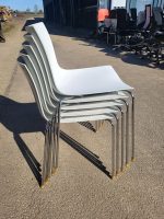 Used Plastic Chairs.  🪑 Arper  Chairs. FAST UK DELIVERY 🚚 - Image 8