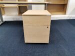 Maple Wood Office Desk With Lockable Mobile Pedestal Cabinet -  160x80 - Image 42