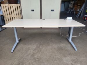 Electric Sit-Stand Desk, Height Adjustable + FREE Mobile Lockable Pedestal