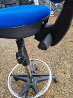 Draughtsman Office Blue Chair Height Adjustable High Stool with Foot Ring - Image 3