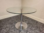 Used Glass Table and Chairs. - FAST UK DELIVERY 🚚 - Image 2