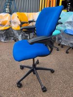 Humanscale Freedom Office Chair High Ergonomic Upholstered Seat - Royal Blue - Image 5