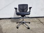 Ergohuman Enjoy Office Chair – Ergonomic Contract Mesh Back, Leather Seat - Image 4