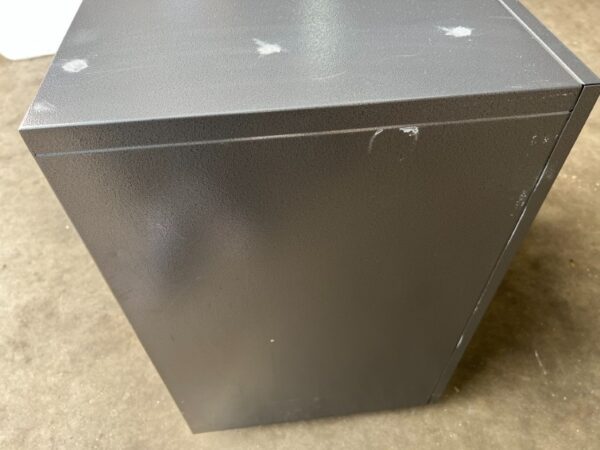 Two-drawer cabinet