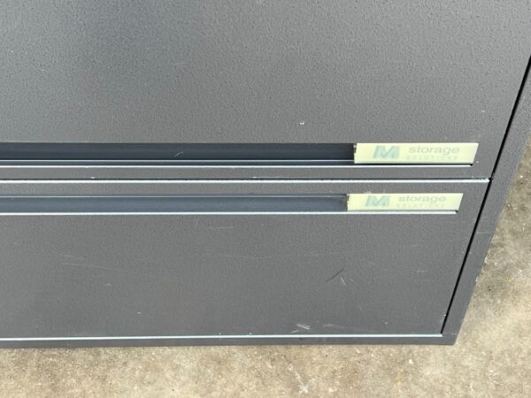 2-Drawer Filing Cabinet