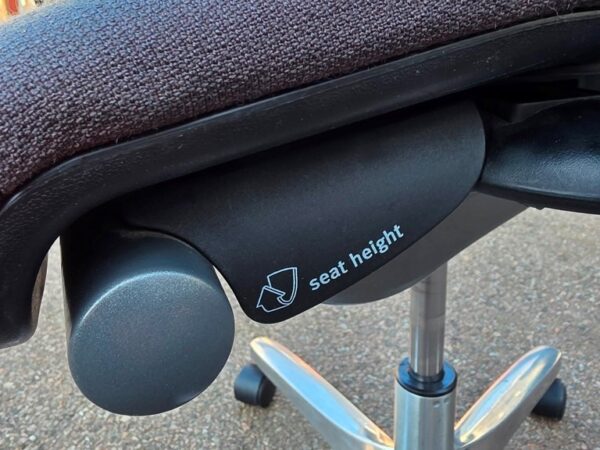 Operator Chair with Hight Adjustment