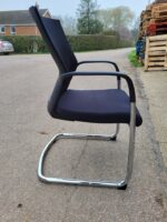 SIDIZ Mesh Visitor Chairs – Cantilever Meeting Office Chairs - Set of 11 - Image 7