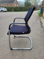 SIDIZ Mesh Visitor Chairs – Cantilever Meeting Office Chairs - Set of 11 - Image 9