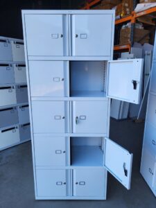 Second hand lockers