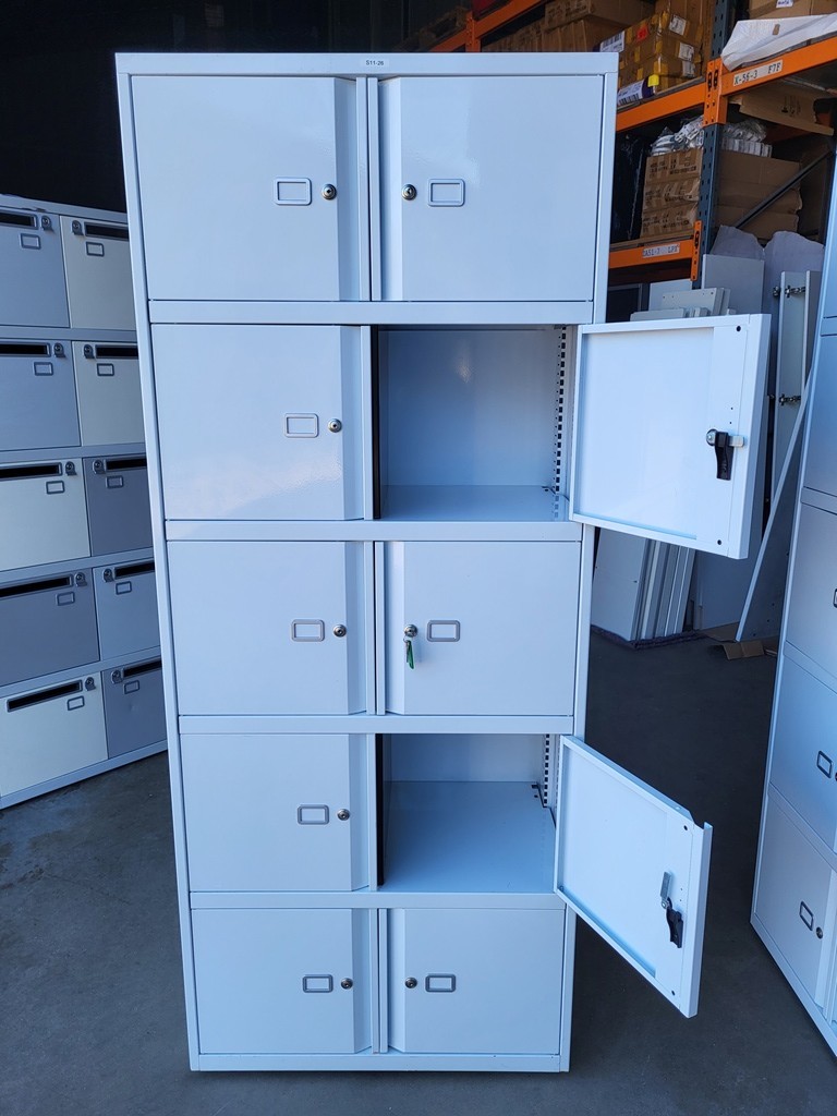 Second hand lockers