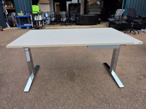 Rectangular Office Desk with Chrome Legs and Under-Desk Pencil Drawer – 160cm