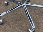 Black Swivel Office Chair with Chrome Arms and Base on Wheels - Faux Leather - Image 10