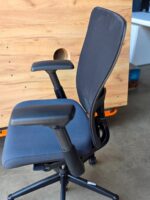 Haworth Zody Comforto Ergonomic Mesh Task Office Chair | Grey Seat | Adjustable - Image 2