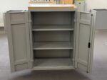 Haworth Single Workstation Desk | Green Screen and Steel Pedestal - 160cm - Image 4