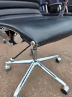 Black Swivel Office Chair | Faux Leather Seat | Chrome Arms & Castor Base - Image 13