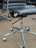Black Swivel Office Chair | Faux Leather Seat | Chrome Arms & Castor Base - Image 8