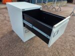 Silverline Office Filing Cabinet Lockable 2 Drawer Light Grey - A4 Foolscap - Image 14