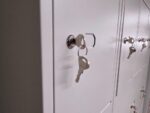 Bisley Tall 4-Compartment Locker, Light Grey Metal, Lockable - Set of 8 - Image 3