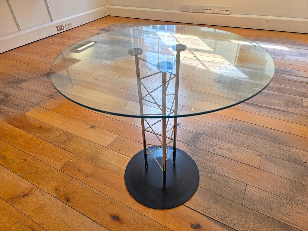 57-501 Round Glass Meeting Table - Chrome Lattice Pedestal & Black Steel Base - 80c - Image 1