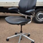 Humanscale Freedom Leather Chair – Black Ergonomic Seat with Chrome Frame