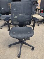Dynamic Ergo Twist Black Mesh Office Chair | Adjustable Arms and Lumbar Support - Image 2