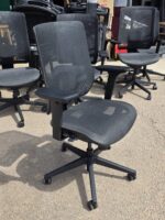 Dynamic Ergo Twist Black Mesh Office Chair | Adjustable Arms and Lumbar Support - Image 4