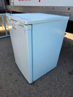 LEC Undercounter Fridge Freezer | White Compact Office Kitchen Appliance - Image 2