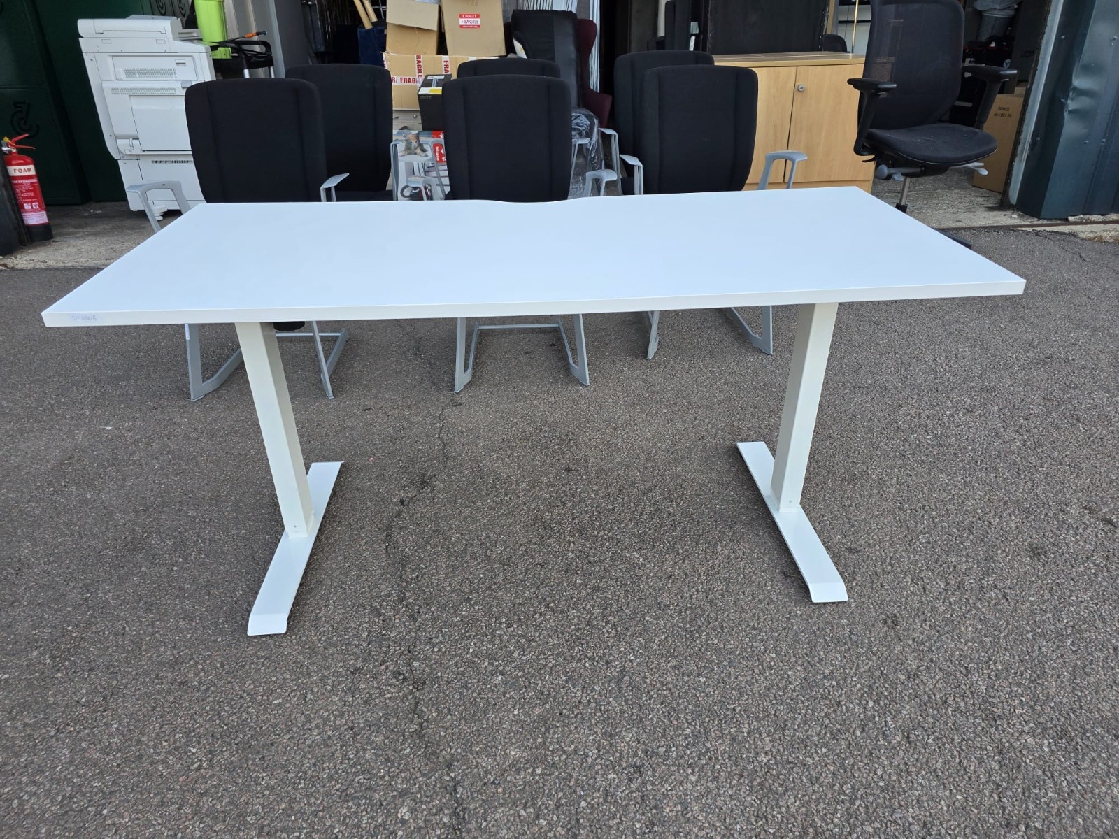 57-249 Freestanding White Office Desk with Fixed Height Metal Frame - 160 x 70cm - Image 1