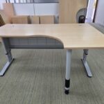 Right Hand Adjustable Desk with Wave Effect Beech Top and Steel Frame - 160cm
