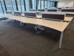 Steelcase 8-Person Desk - Bench with Double Wave White Top and Screens - 160cm - Image 2