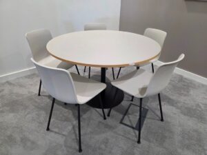 Vitra Eames DSX Chairs, Set of 5x Units with 120cm Round Meeting Table