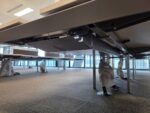 Steelcase 8-Person Desk - Bench with Double Wave White Top and Screens - 160cm - Image 22